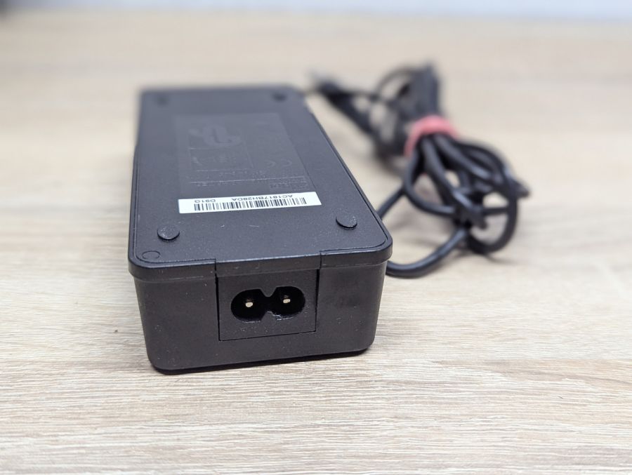 Б/В Блок живлення AcBel ADC018, 60 Вт,12 В,5 А,6.3x3.0мм