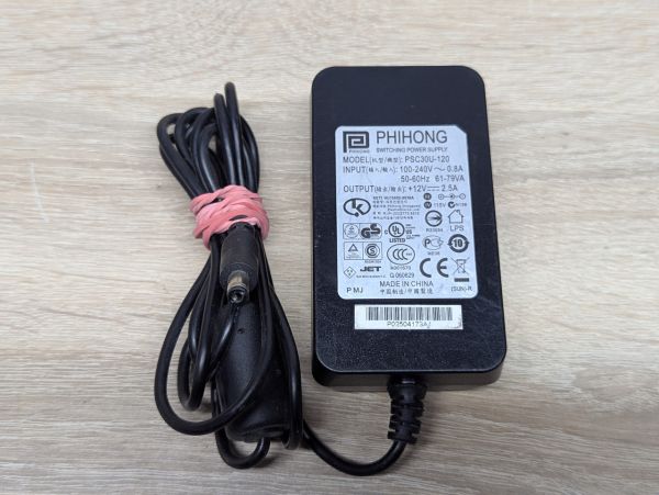 Б/В Блок живлення Phihong PSC30U-120,30W,+12V,2.5A,5.5x2.1 [ProductHub SKU PSC30U]