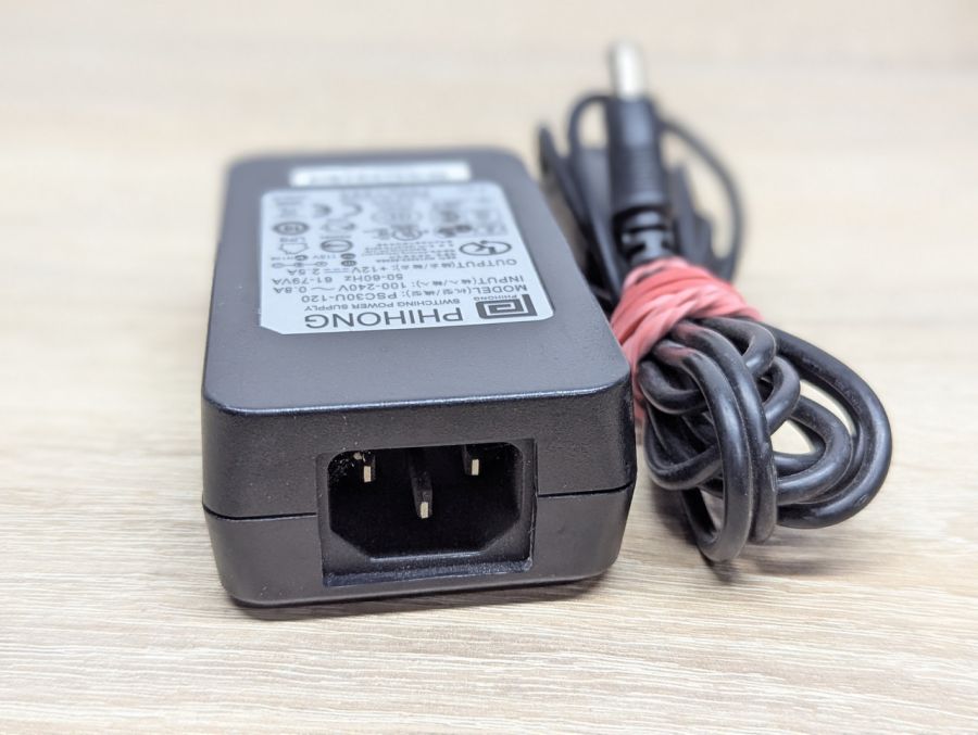 Б/В Блок живлення Phihong PSC30U-120,30W,+12V,2.5A,5.5x2.1