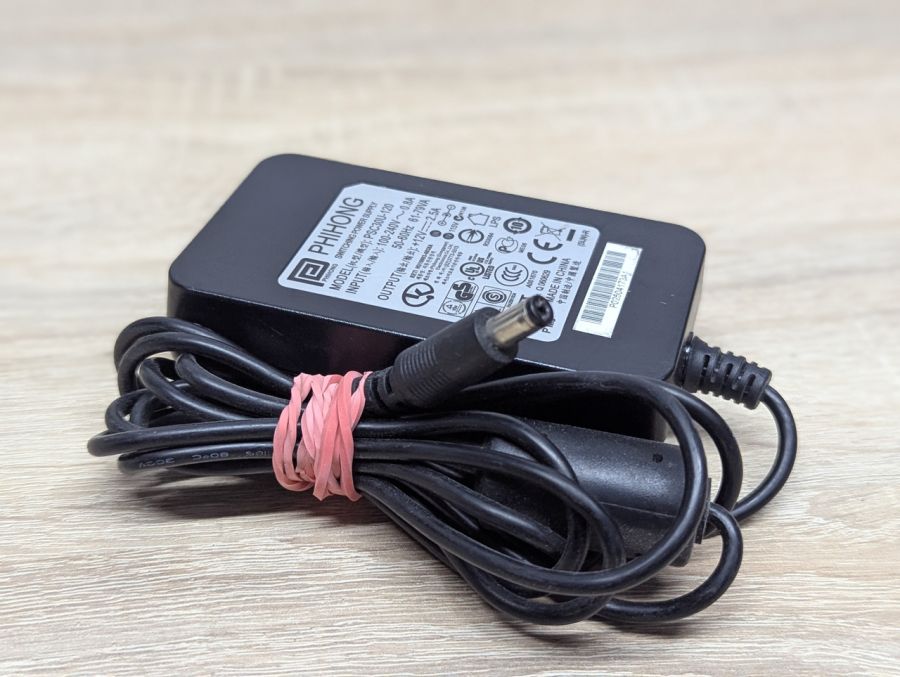 Б/В Блок живлення Phihong PSC30U-120,30W,+12V,2.5A,5.5x2.1