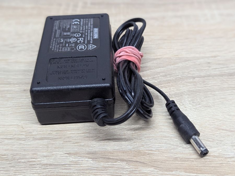 Б/В Блок живлення Billion BA024-050400MAX,5 В,4.0 А,20W,5.5x2.5мм