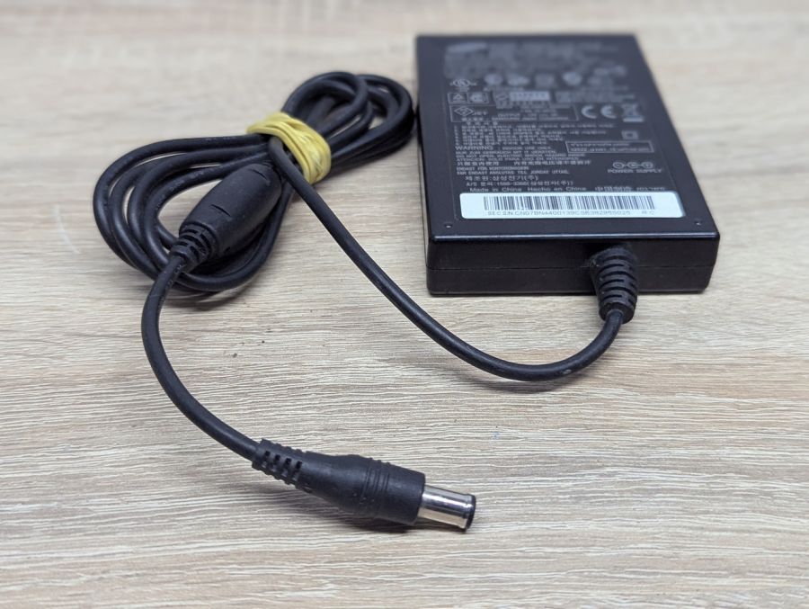 Б/В Блок живлення Samsung AD-3612S, 36 Вт,12 В,3 А,6.5 x 4.4 mm + Pin