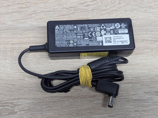 Б/В Блок живлення Delta ADP-45FE F,45 W,19 V,2.37 A,5.5 ммx1.7 мм
