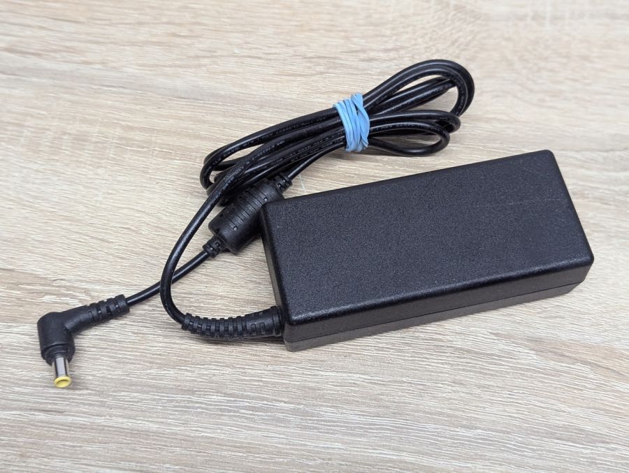 Б/В Блок живлення Sony AC-NX1W,12V,1.4A,5.5x 3.0 мм