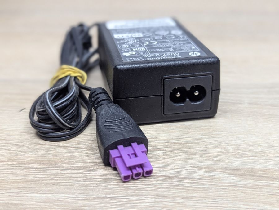Б/В Блок живлення HP 0957-2385,10 Вт,+22 В,455 мА,3-Pin