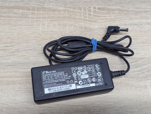 Б/В Блок живлення Bestec BPA-3601WW,36 Вт,12 В,3 А,5.5x2.5мм