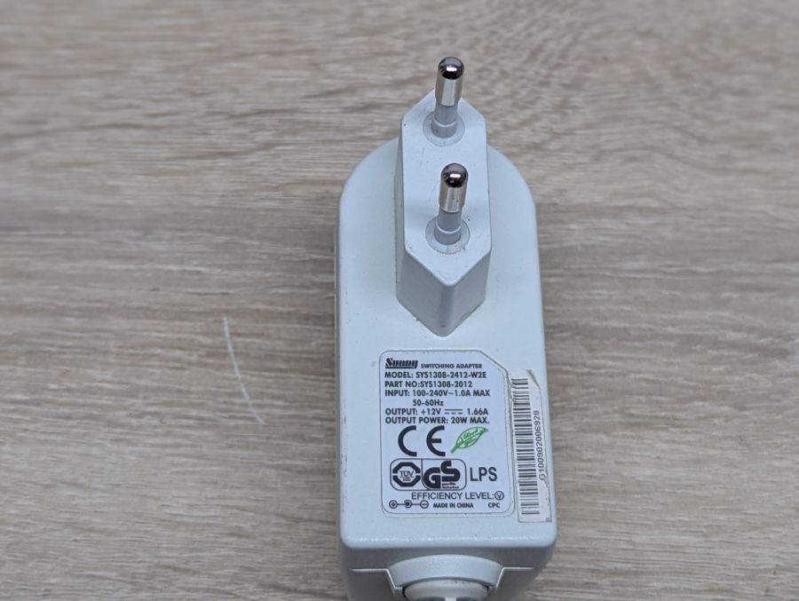 Б/В Блок живлення Sunny SYS1308-2412-W2E,20Вт,12В,1.66А, 4.8 х 1.7 мм.