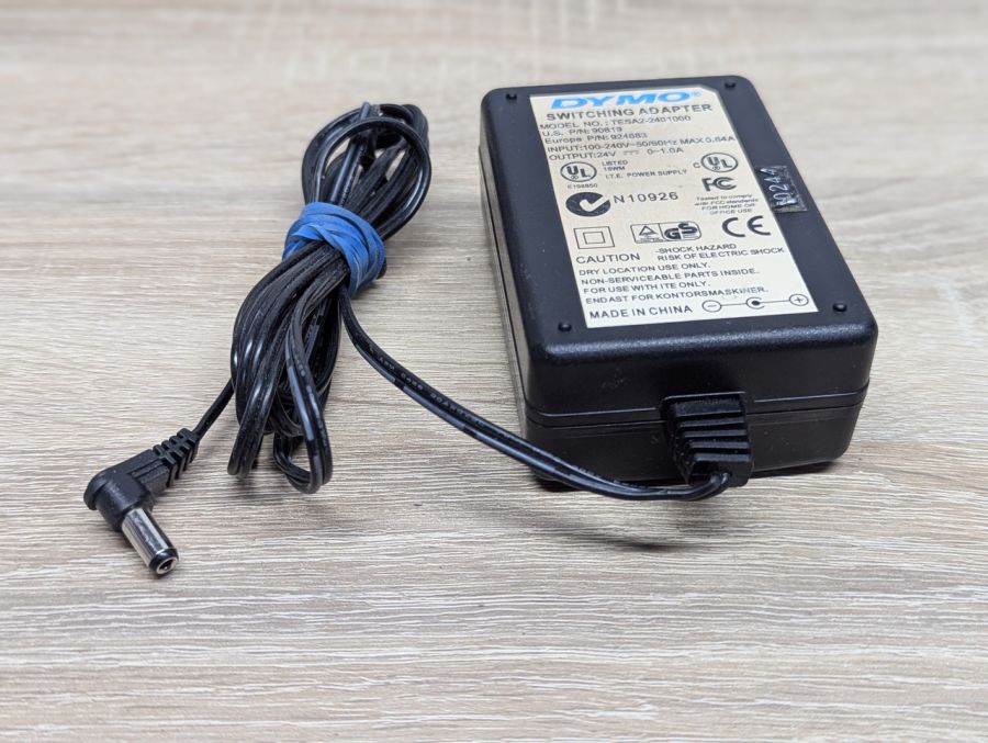 Б/В Блок живлення DYMO TESA2-2401000, 24V, 1.0A ,24W,5.5x2.5мм