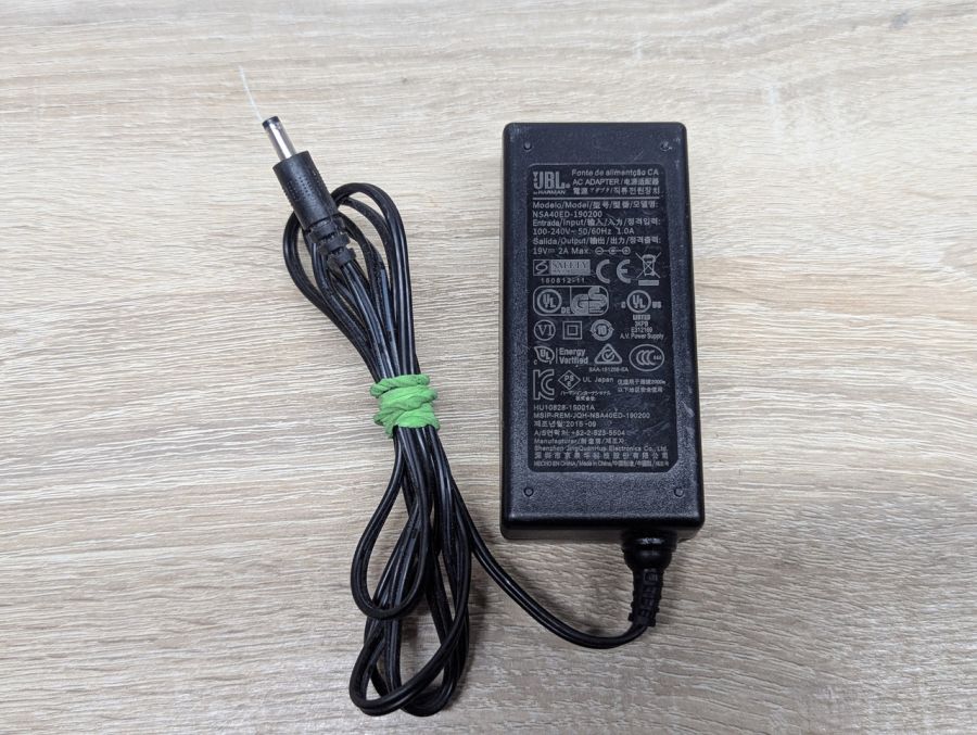Б/В Блок живлення JBL NSA40ED,38 Вт,19V, 2A,4.0 x 1.7 мм