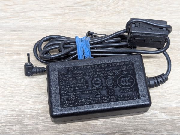 Б/В Блок живлення HP TADP-8NB A,3.3 В,2.5 А,2.0 x 1.0 мм [ProductHub SKU TADP-8NB]