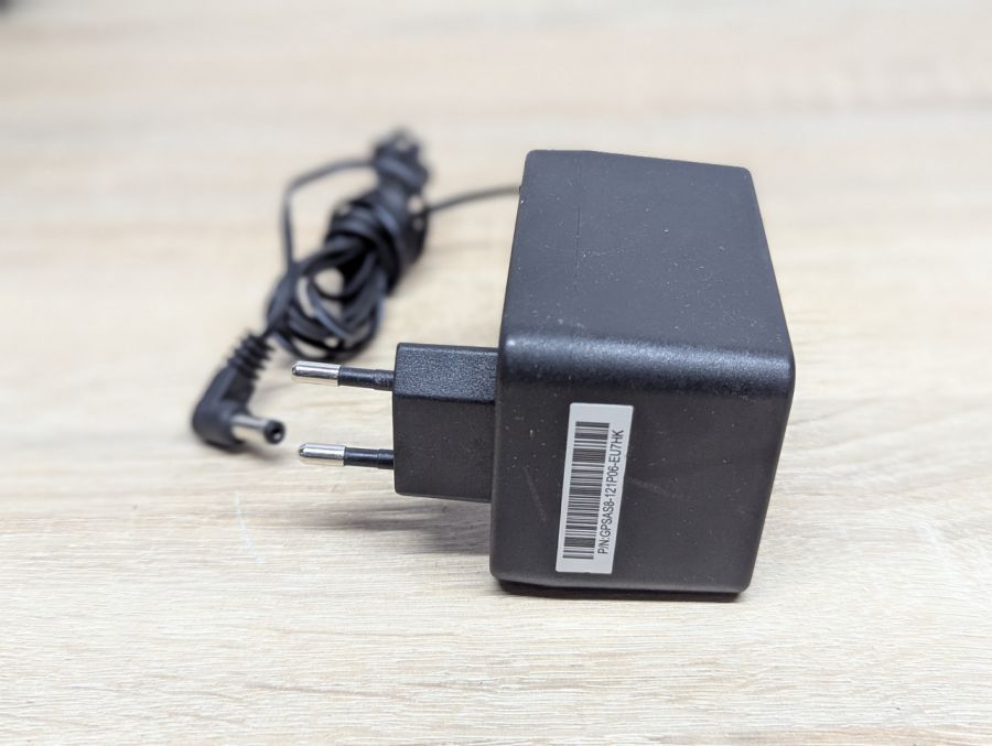 Б/В Блок живлення Linksys 12В ,1А,12Вт,5.5x2.5мм