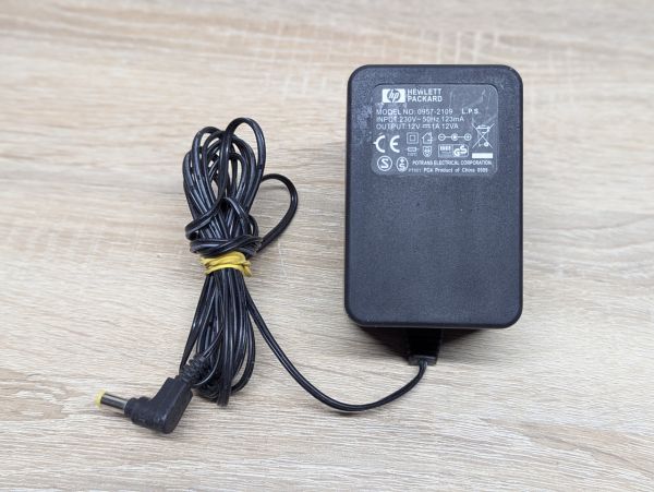 Б/В Блок живлення HP 0957-2109 12V 1A 12Вт,5.5 x 3.0 мм