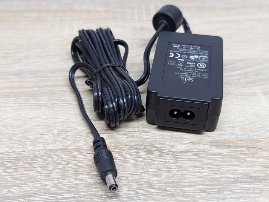 Б/В Блок живлення SEH SA115B-05U,10W,5V,2A,5.5x2.5мм