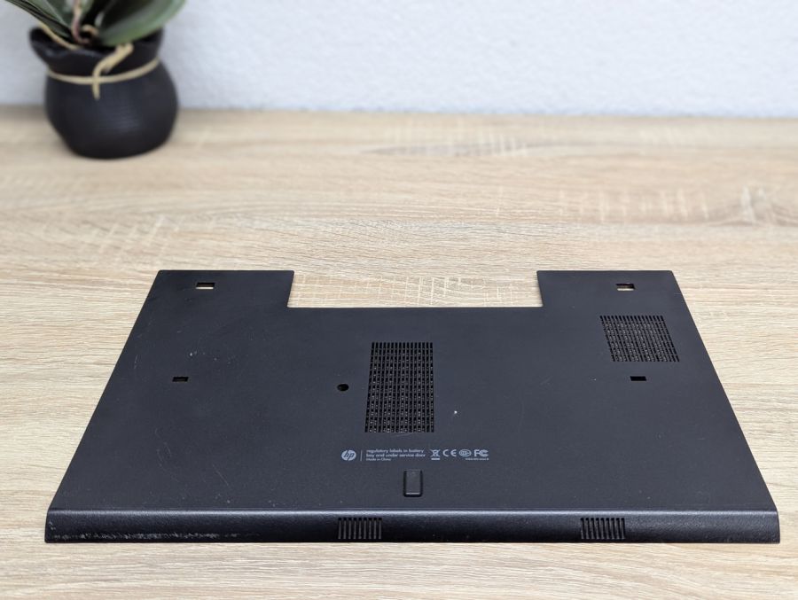Б/В Нижня сервісна кришка для ноутбука HP EliteBook 8570p,8560p