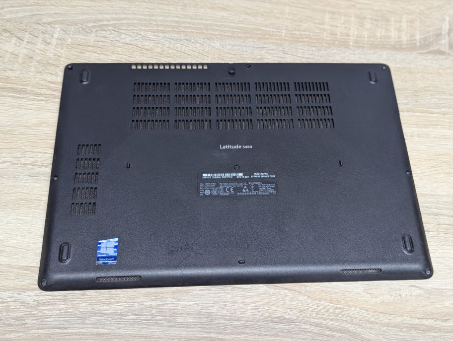 Б/В Нижня кришка корпусу ноутбука Dell Latitude 5480
