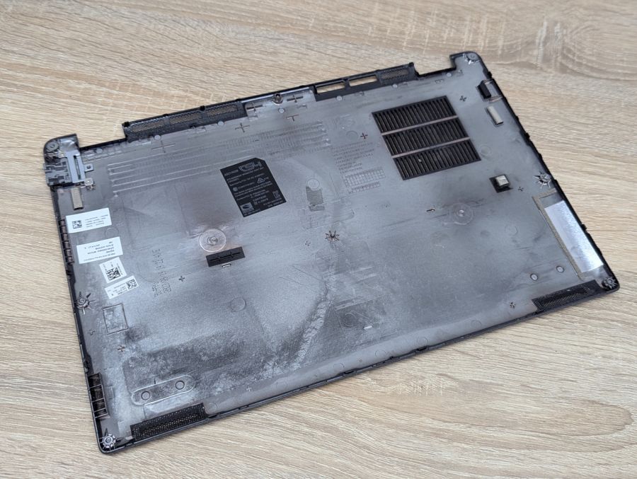 Б/В Нижній корпус для ноутбука Dell Latitude 5440