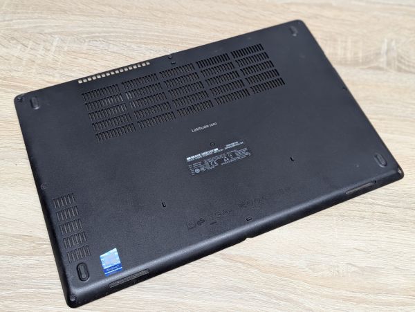 Б/В Нижній корпус для ноутбука Dell Latitude 5580,5590