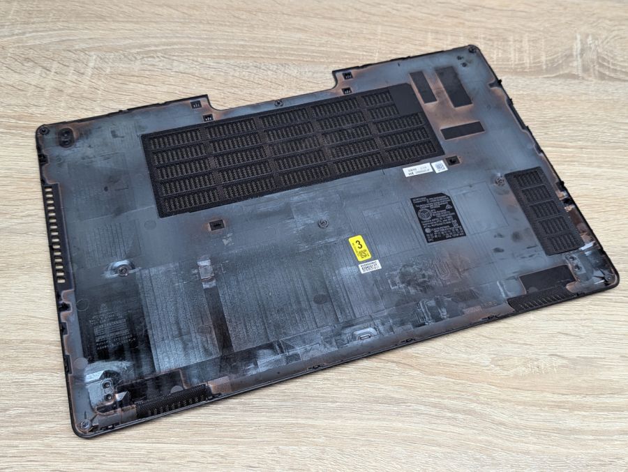 Б/В Нижня кришка корпусу для ноутбука Dell Latitude E5570