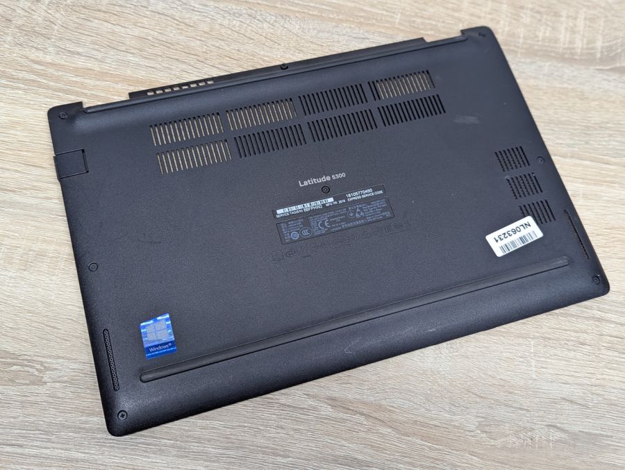 Б/В Нижня кришка корпусу для ультрабука Dell Latitude 5300
