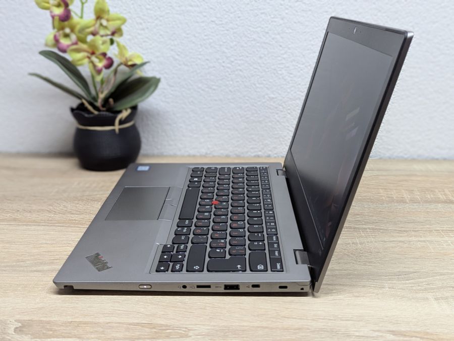 Ноутбук Б/В Lenovo ThinkPad L380, Intel Core i3-7020U, DDR4 8GB, SSD 256GB, 13" Full HD