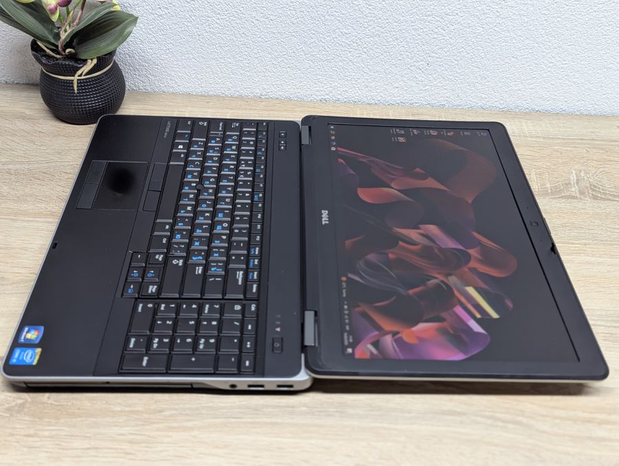 Ноутбук Б/В Dell Latitude E6540, Intel Core i5-4310M, DDR3 8 GB, SSD 128GB, 15.6" Full HD