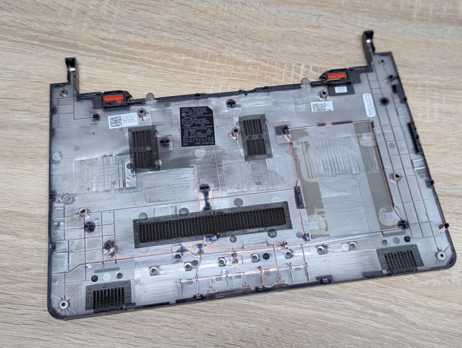 Б/В Піддон для ноутбука Dell Latitude 3350,3340