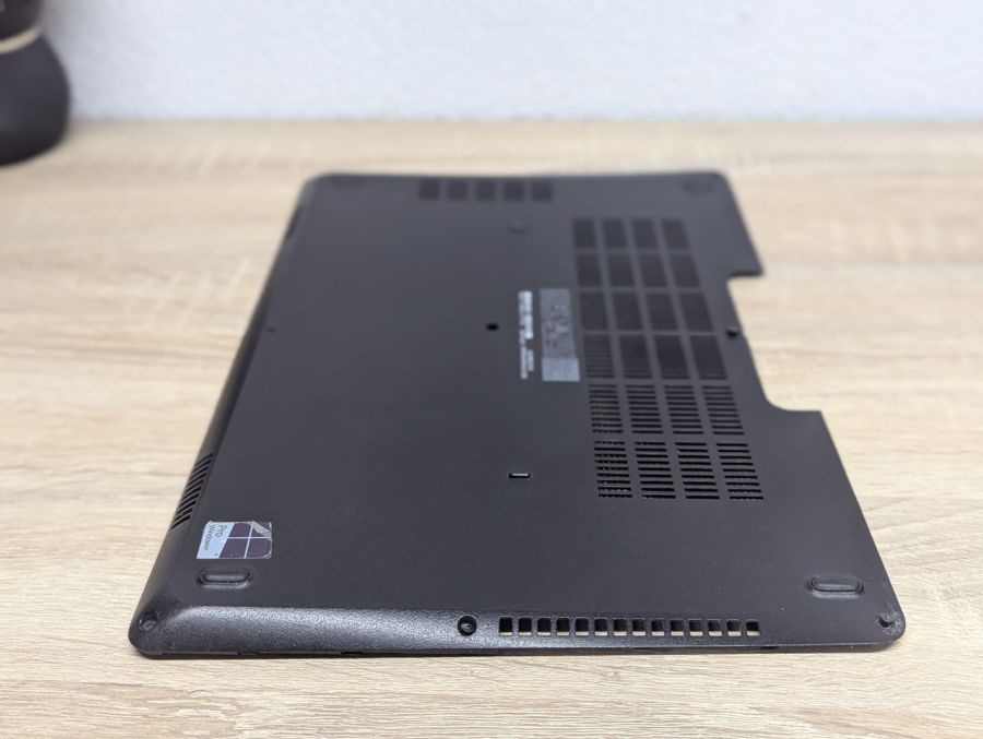 Б/В Сервіна кришка корпусу для ноутбука Dell Latitude E5470