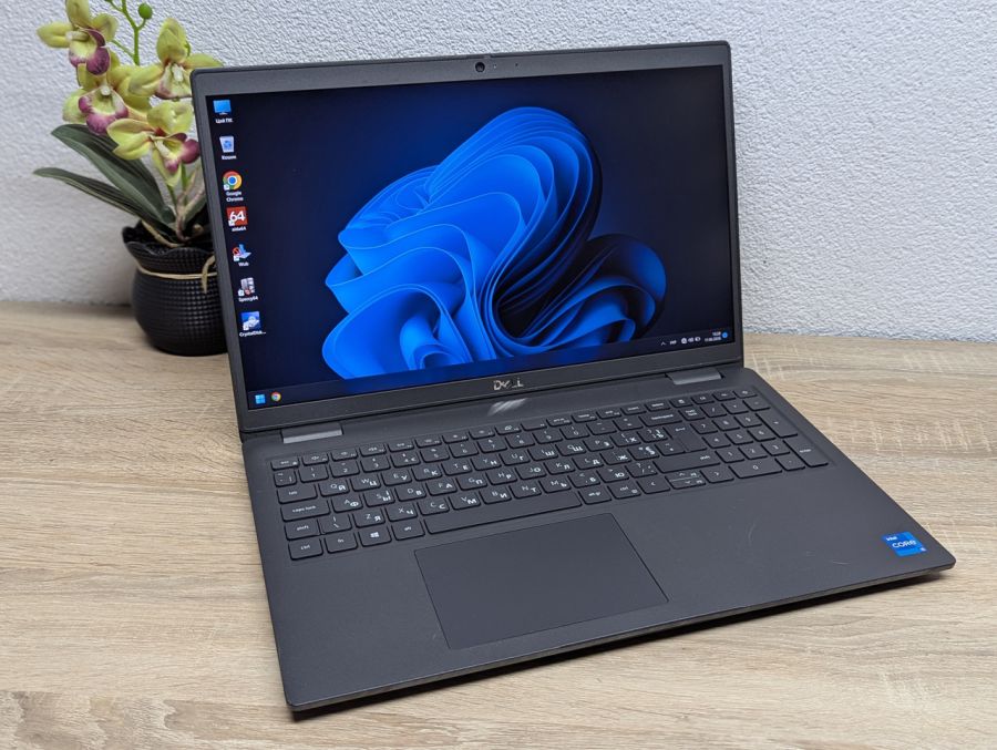 Ноутбук Б/В Dell Latitude 3520, Intel Core i5-1135G7, DDR4 16 GB, SSD 256GB, 15.6" Full HD