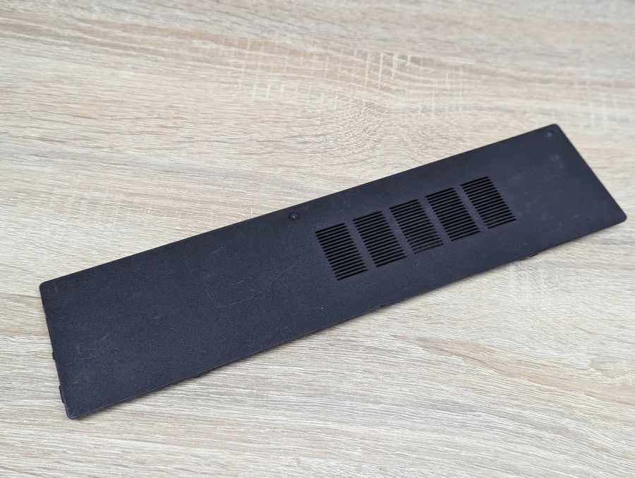 Б/В Cервісна кришка для ноутбуків Dell Latitude 3540,Dell Inspiron 15,Dell Vostro 2521