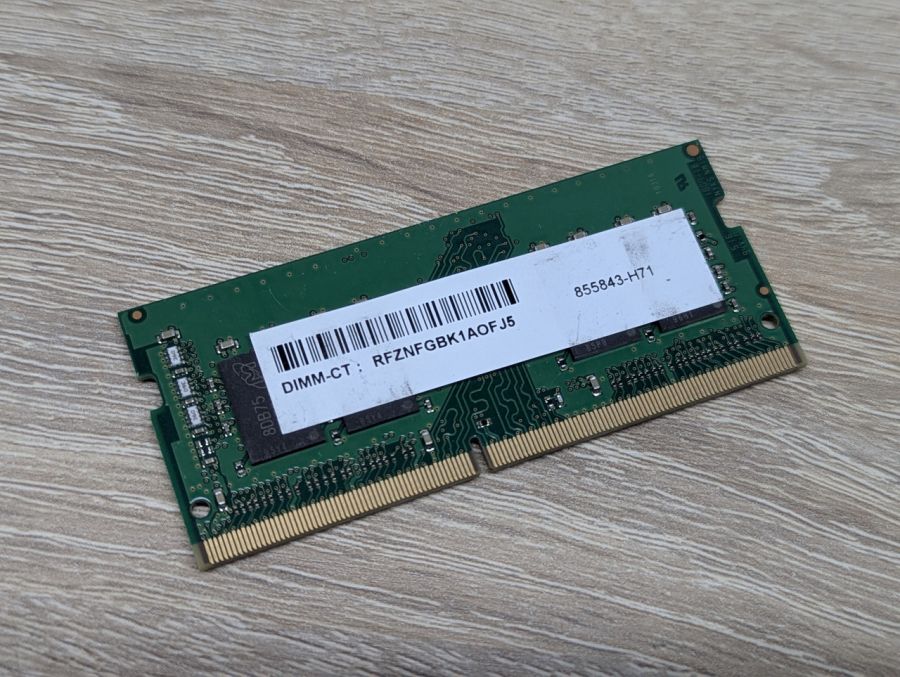 Б/В Оперативна пам'ять Kingston DDR4 8 GB 2400 MHz