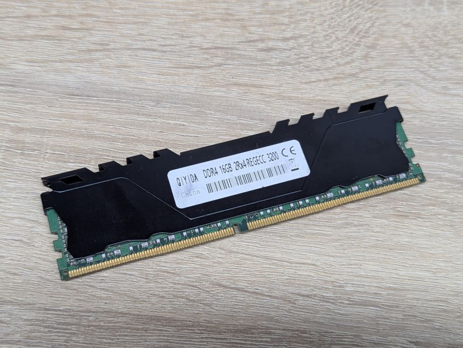 Б/В Cерверна оперативна пам'ять Qiyida DDR4 16Gb 3200 МГц RDIMM