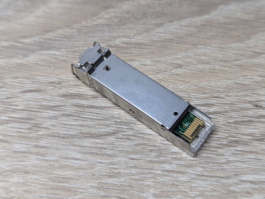 Б/В Оптичний трансивер Finisar FTLF8519P2BNL 850nm SFP