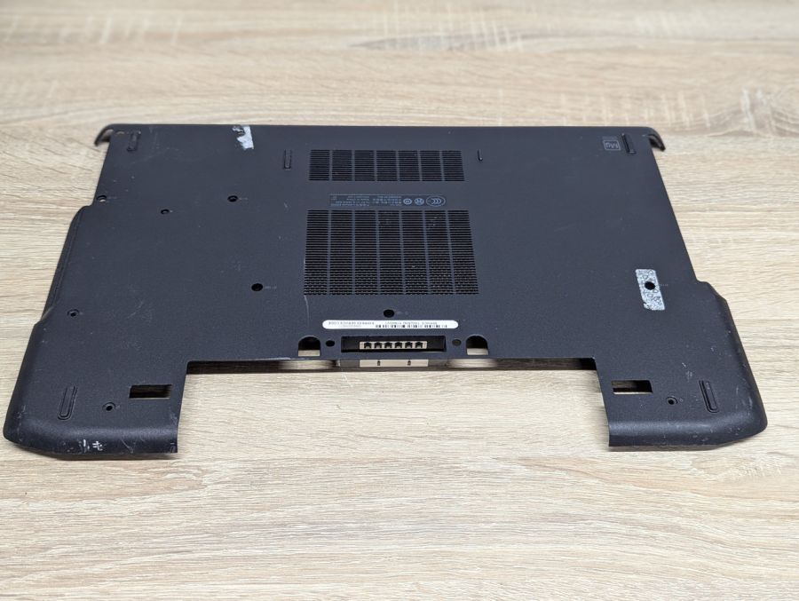 Б/В Cервісна кришка для ноутбука Dell Latitude E6520