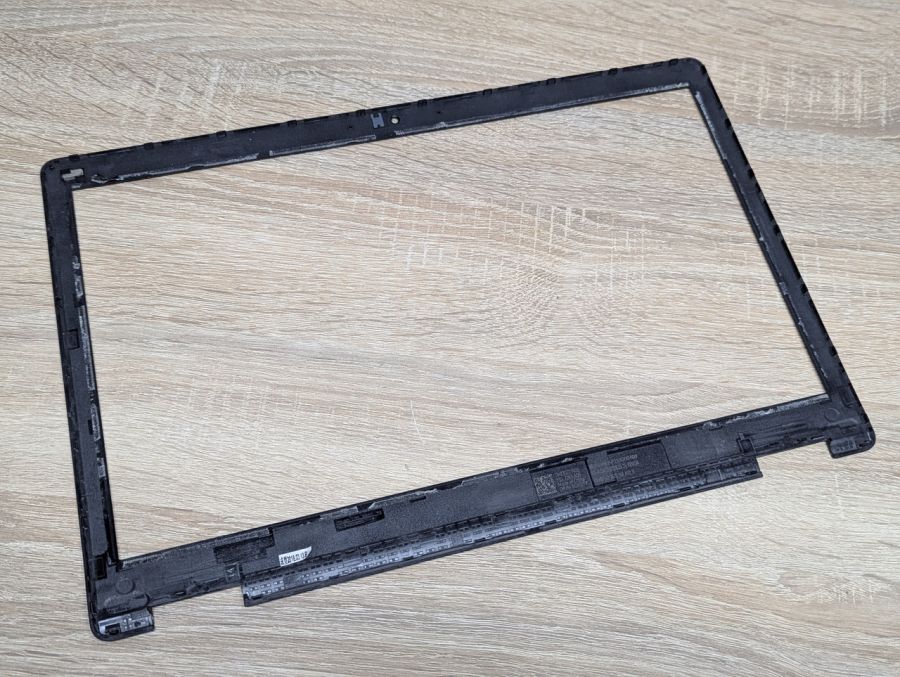 Б/В Рамка матриці ноутбука Dell Latitude 5580\5590\5591,Dell Precision 3520\3530 [ProductHub SKU AP259000300]