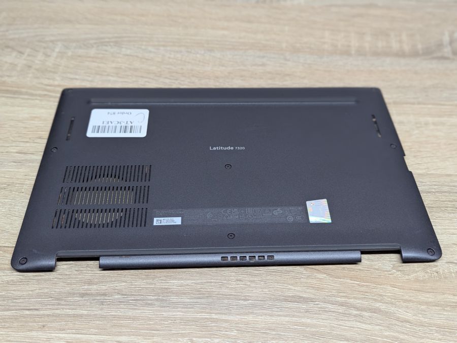 Б/В Піддон для ноутбука Dell Latitude 7320