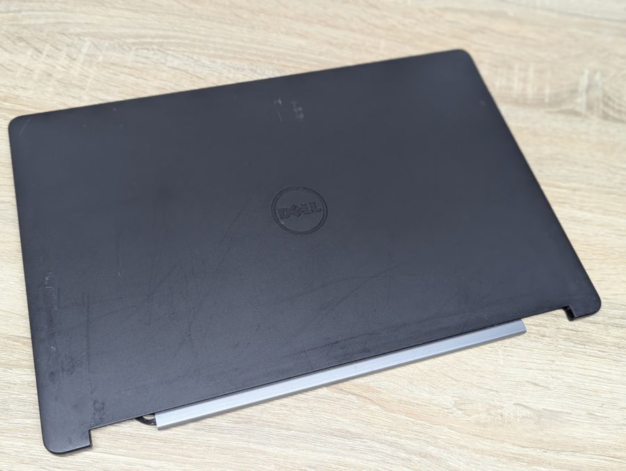 Б/В Кришка матриці+рамка для ноутбука Dell Latitude E5570
