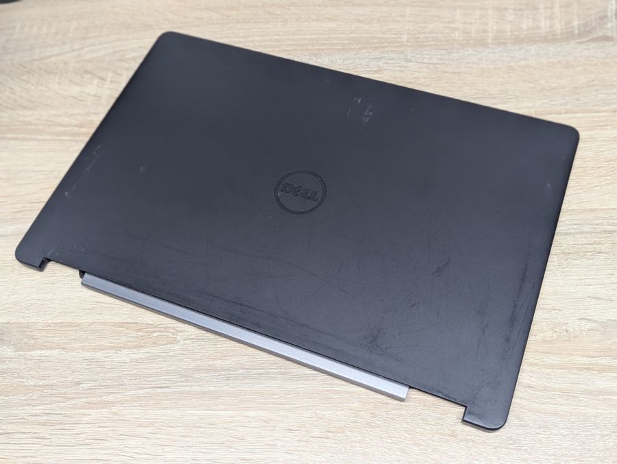 Б/В Кришка матриці+рамка для ноутбука Dell Latitude E5570