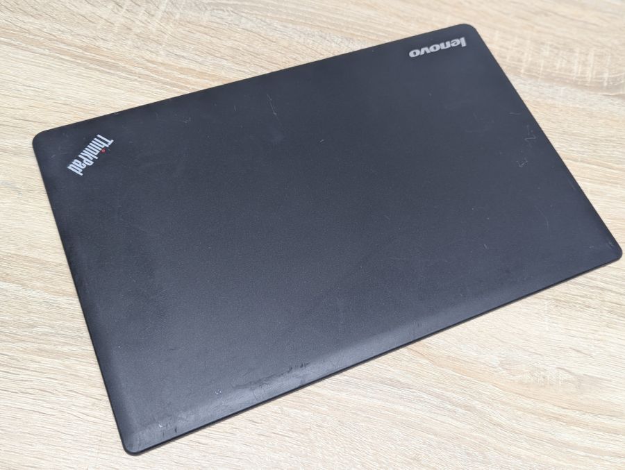 Б/В Кришка матриці для ноутбука Lenovo ThinkPad Edge E530\E535\E545