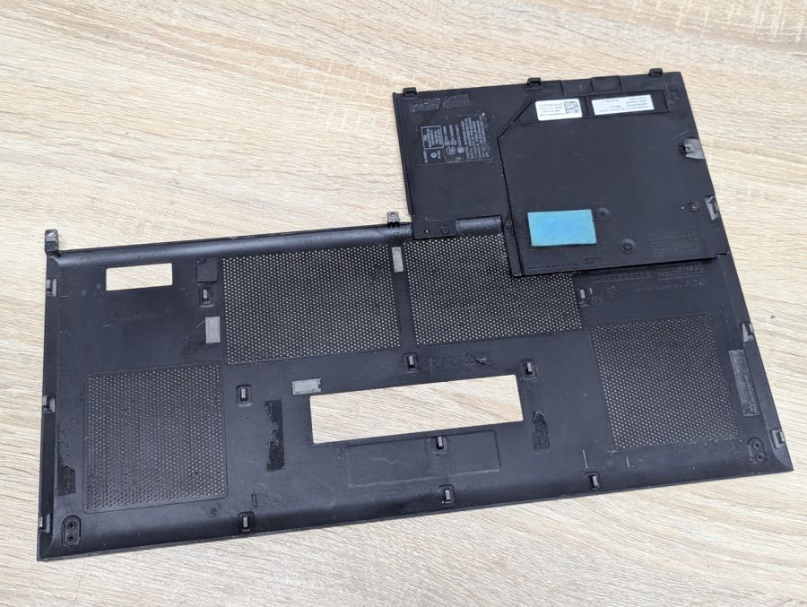 Б/В Cервісна кришка для ноутбука Dell Precision M4800
