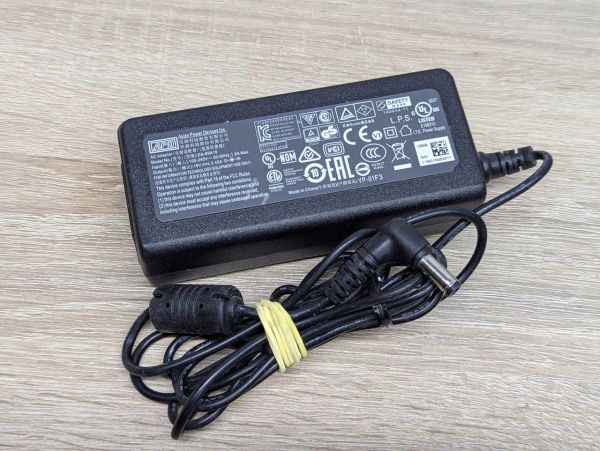 Б/В Блок живлення APD DA-65A19,65W,19V,3.42A,5.5 х 2.5 мм