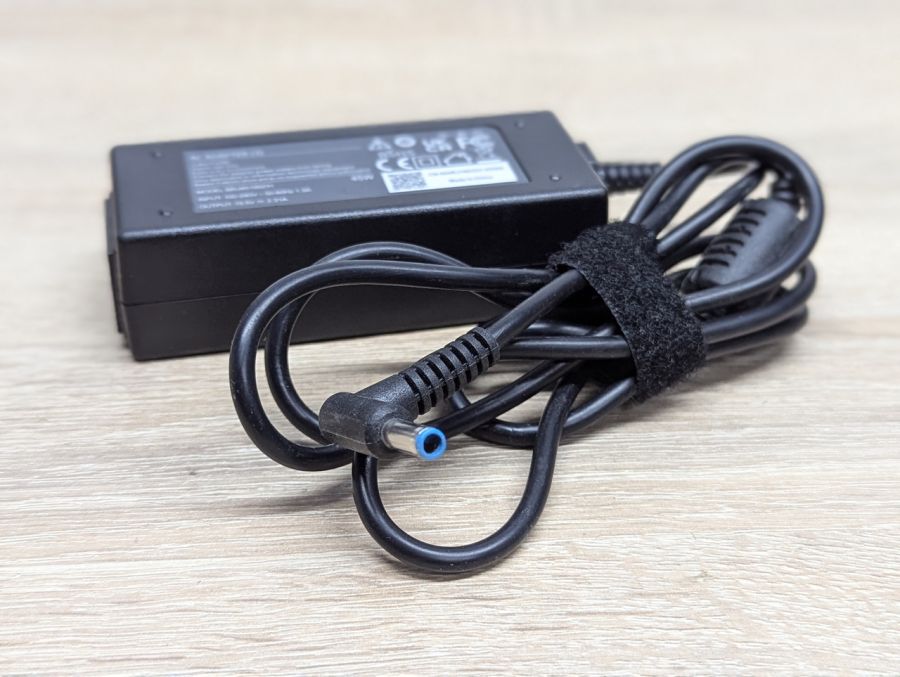 Б/В Блок живлення 45W,19.5V,2.31A,4.5x3.0 мм