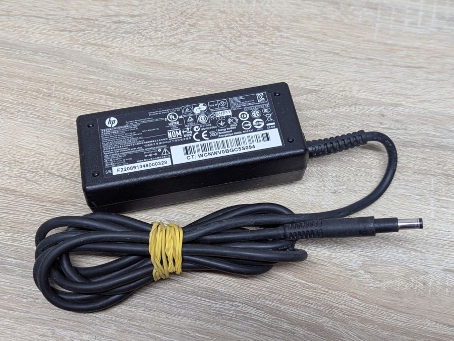 Б/В Блок живлення HP PPP009C,65W,19.5V,3.33A,4.8 х 1.7 мм [ProductHub SKU PPP009C]