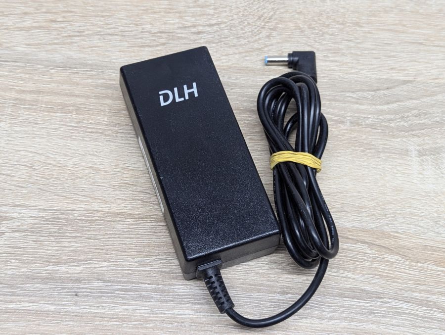 Б/В Блок живлення DLH DY-AI1951,65W,19V,3.42A,4.5x3.0мм