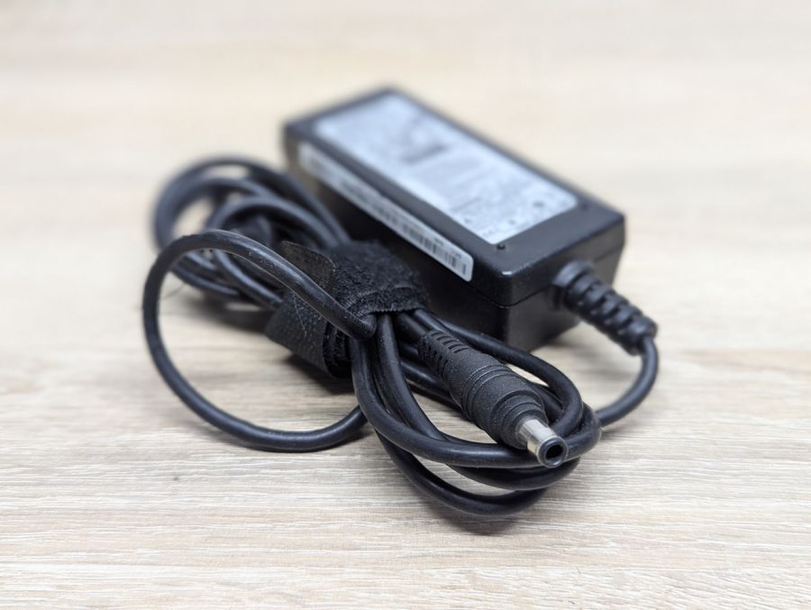Б/В Блок живлення Delta ADP-40MH AB,40W,19V,2.1A, 5.5 x 3.0 мм [ProductHub SKU ADP-40MH AB]