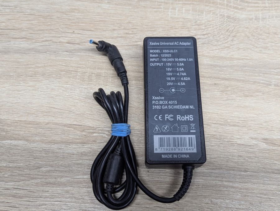 Б/В Блок живлення Xssive XSS-ULC1, 90 Вт,19.5V,4.62A,4.5x3.0мм