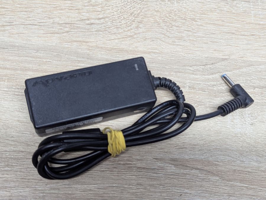 Б/В Блок живлення Movano ZZ/HP195231,45W,19.5V,2.31A,4.5 x 3.0 мм