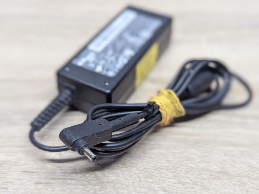 Б/В Блок живлення Chicony A18-045N2A,45W,19 V,2.37 A,3.0 x 1.1 мм