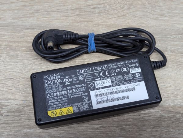Б/В Блок живлення Fujitsu SEC80N2,60W,16 V, 3.75 A,6.0 x 4.4 мм [ProductHub SKU SEC80N2--]