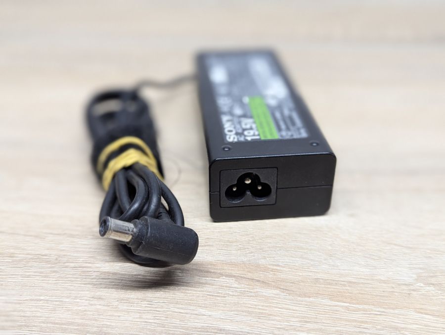 Б/В Блок живлення Sony 90W,19.5V,4.7A,6.5 x 4.4 мм [ProductHub SKU Sony90W]