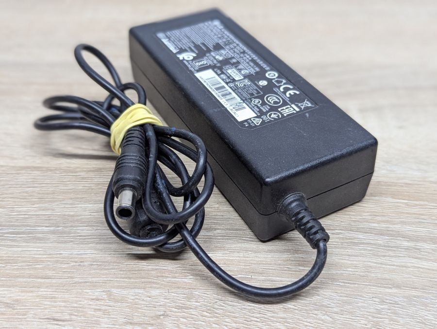 Б/В Блок живлення LG DA-65G19,65W,19V,3.42A,6.5 x 4.4 мм